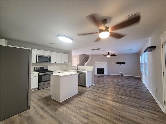 5th image of 20328 Farm Pond Ln