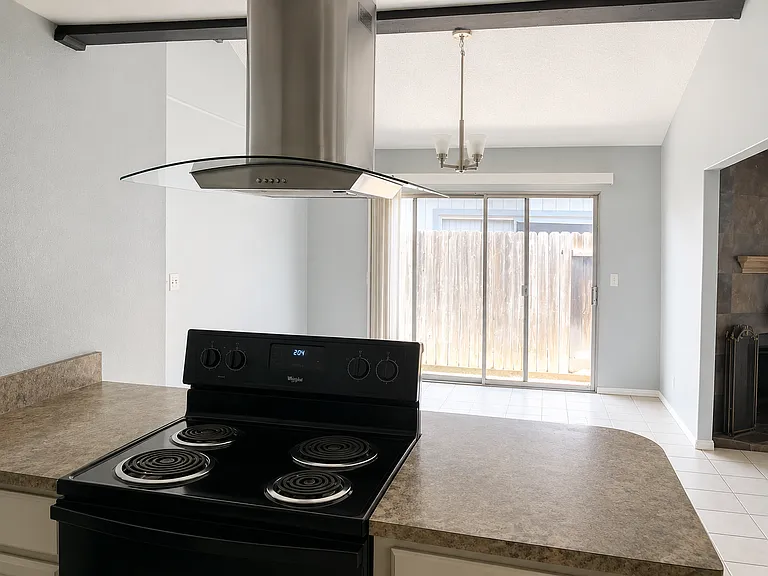 5855 Spring Glen Dr — Photo 5