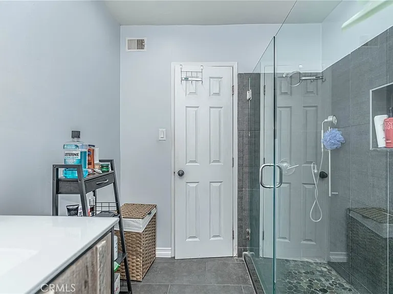 325 Cedar Ave #1 — Photo 19