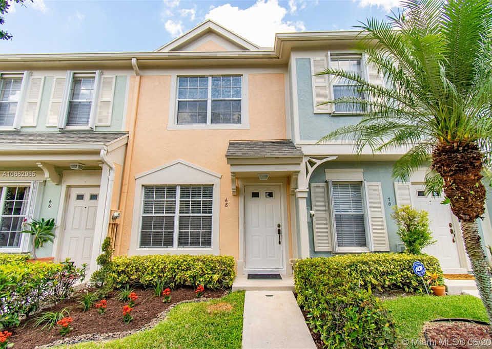 1st image of 68 Simonton Cir #68