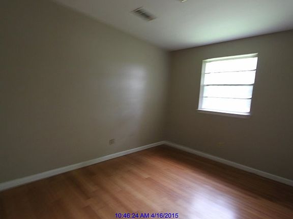 3rd image of 1549 Marine St