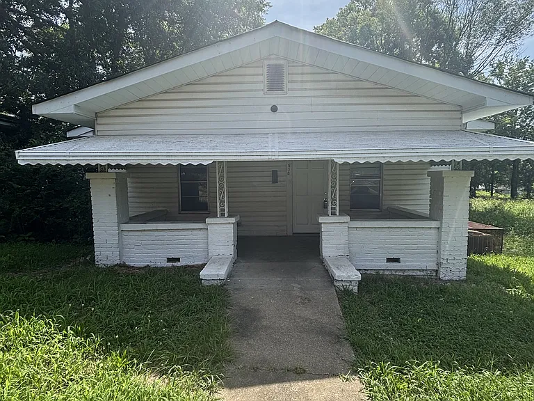 538 Gulfport St — Photo 1
