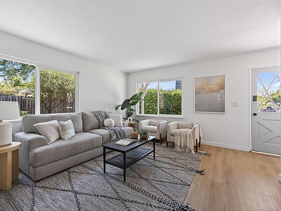 3rd image of 4768 Sterling Way