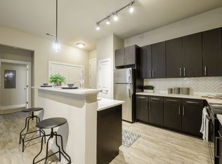 Maple District Lofts, Dallas, TX 75235