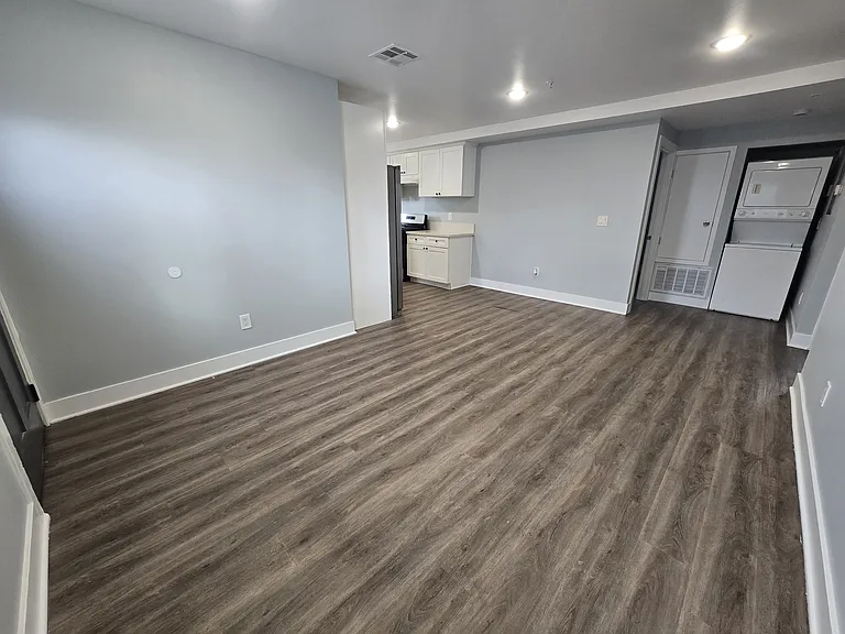 3527 1/2 Percy St #1/2 — Photo 7