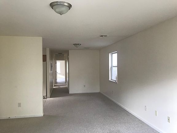 2nd image of 14 Halleck St #2