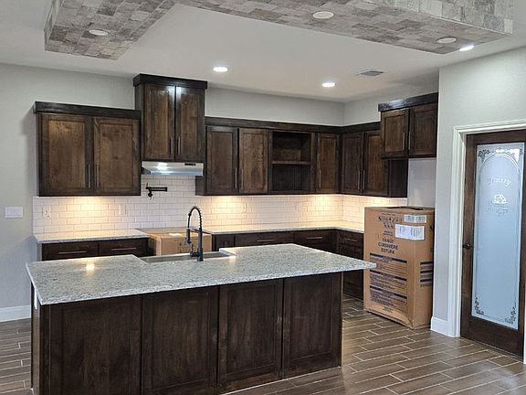 3rd image of 128 Woodbridge