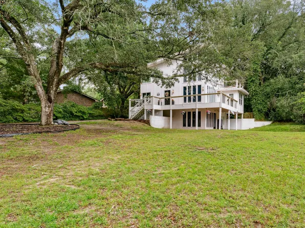 2426 Duncan Dr, Niceville, FL 32578