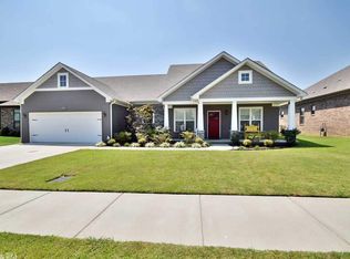 5355 Chateau Dr, Conway, AR 72034