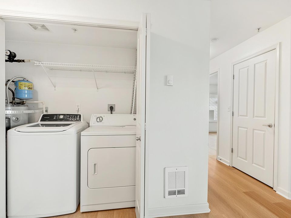 Rosemont Apartments 20120 Whitman Ave N Shoreline WA Zillow