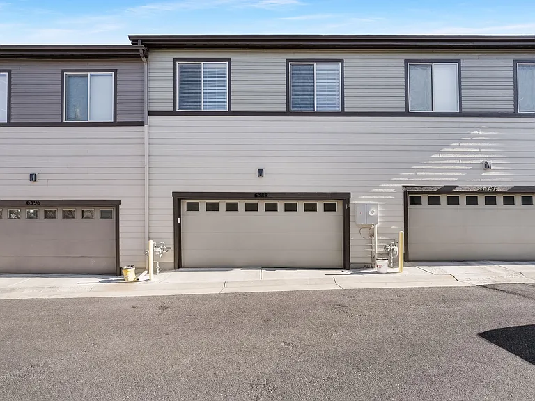 6388 Nelson Ct — Photo 40