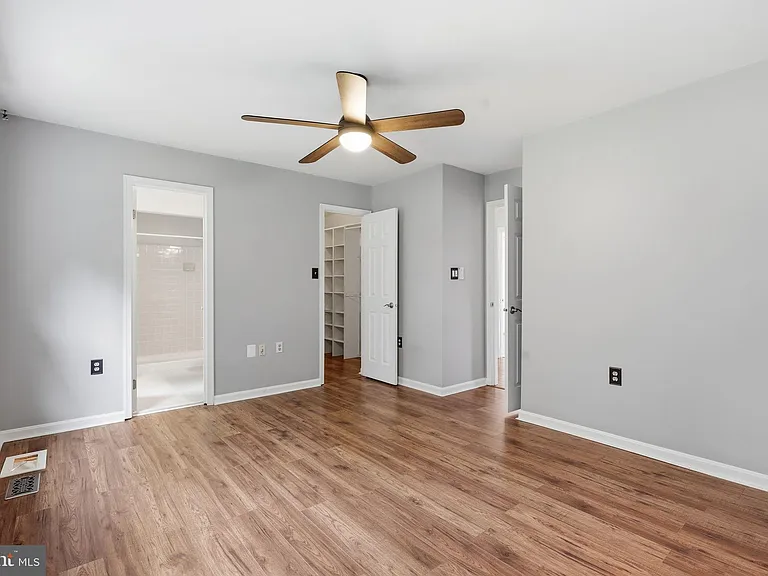 7690 Green Garland Dr — Photo 11