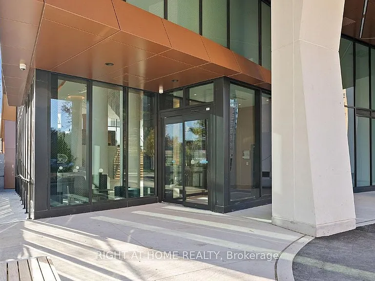 60 Central Park Dr #1707 — Photo 7