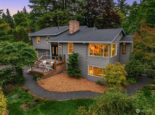 1402 10th Pl N, Edmonds, WA 98020