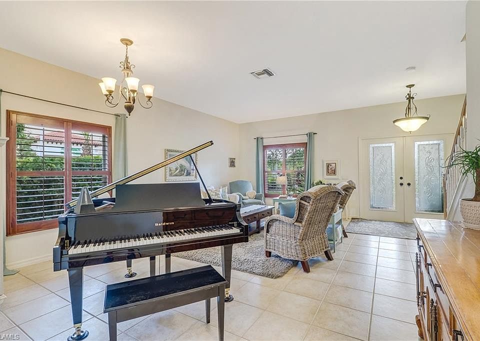 1st image of 2800 Bergamot Ln