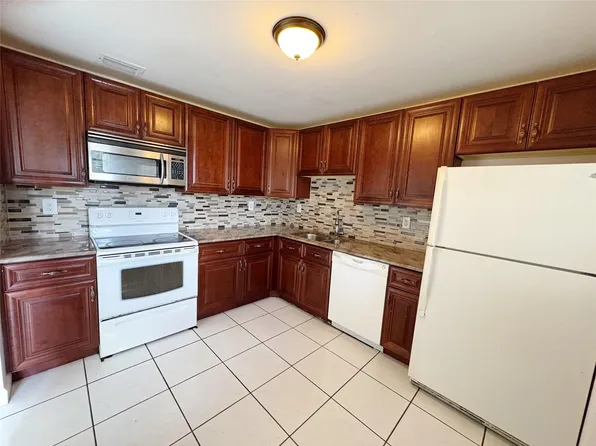 2510 SW 81st Avenue #106, Davie, FL 33324