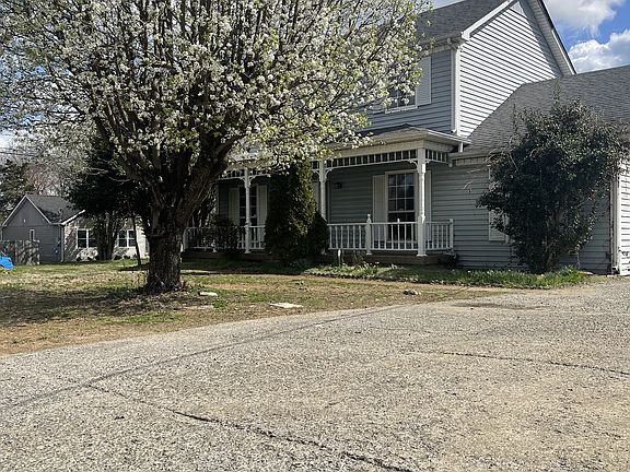 3rd image of 3285 Towne Village Rd