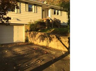 279 Prout Hill Rd, Middletown, CT 06457