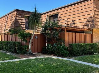 9122B SW 19th Ct, Davie, FL 33324