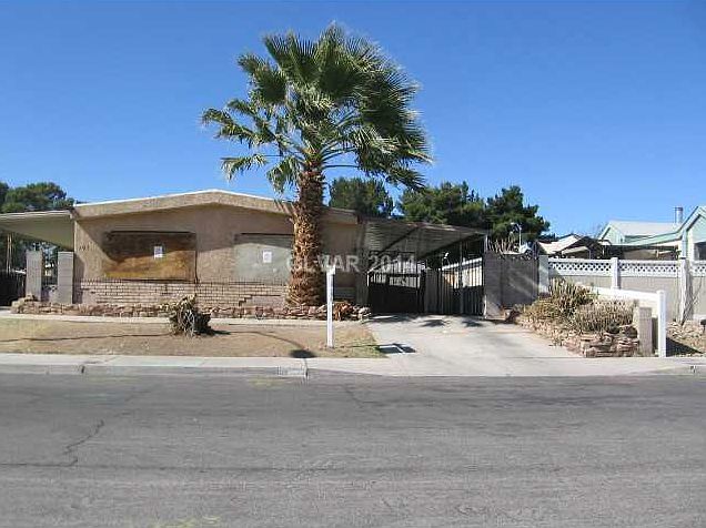 1st image of 105 Betty Ln