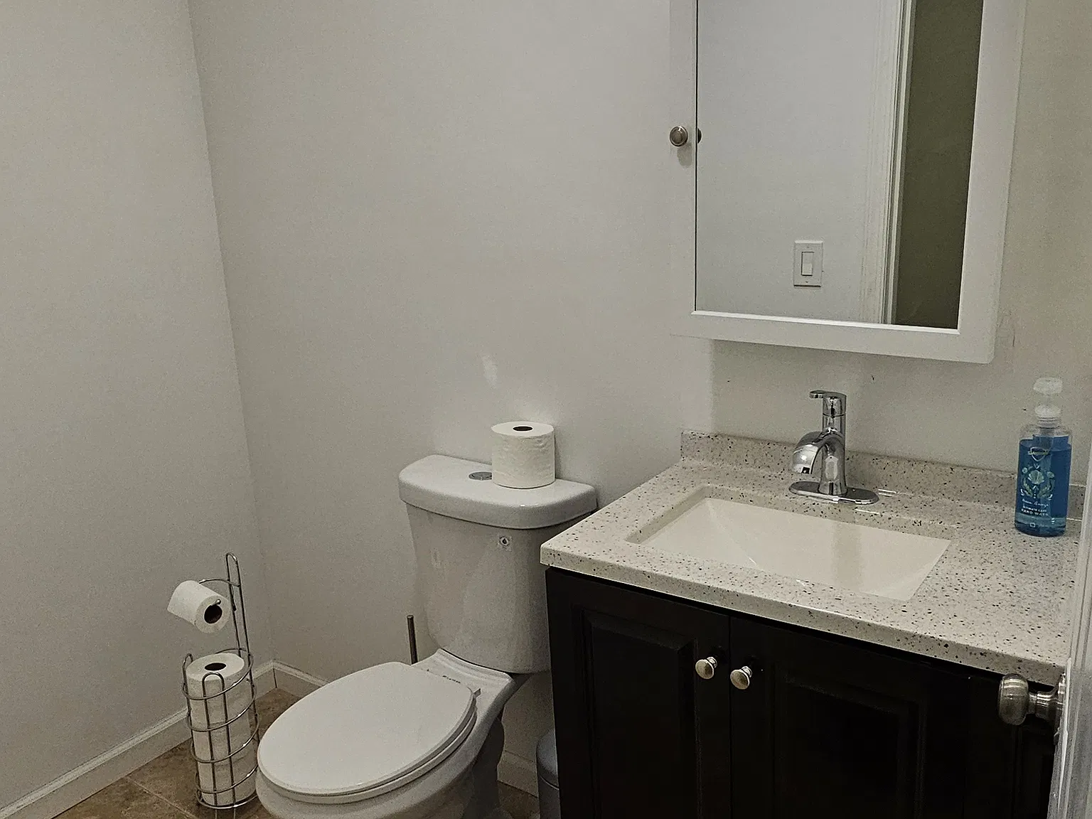 2 bed, 1.5 bath, 850 sqft, $1,500 — Photo 4