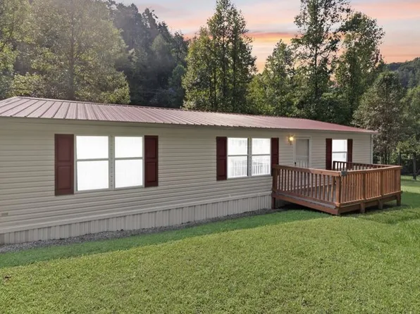 4374 Left Fork Maces Creek Rd, Viper, KY 41774
