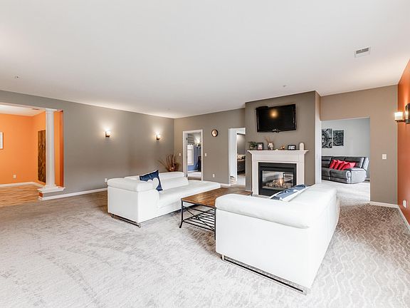 4th image of 5406 2nd Ave Unit 1B