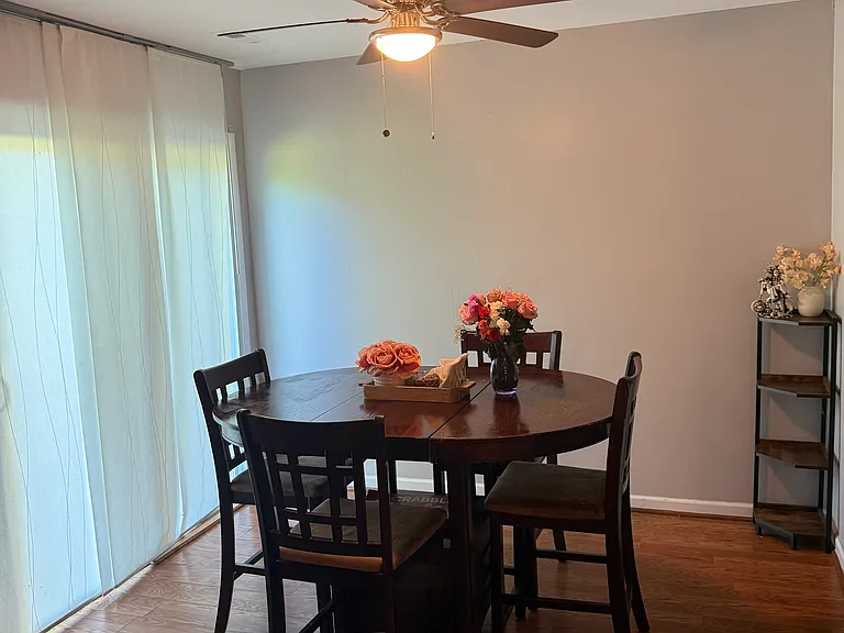 119 Chaucer Rd — Photo 4