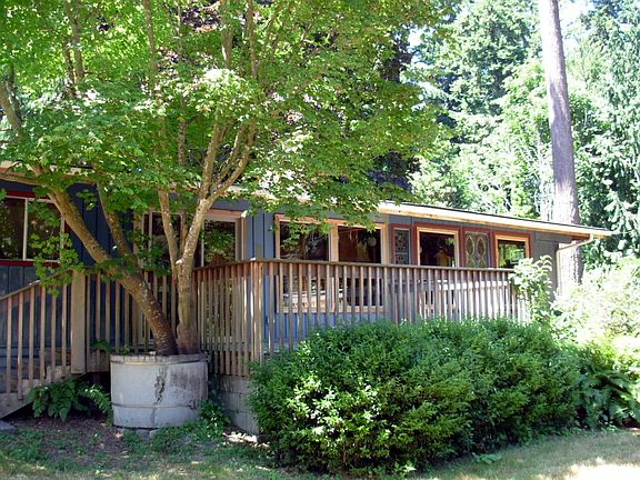 2nd image of 8730 Ferncliff Ave NE