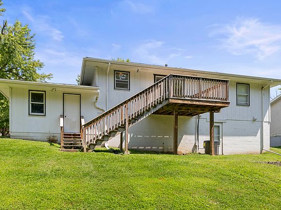 4th image of 1104 Timber Ln