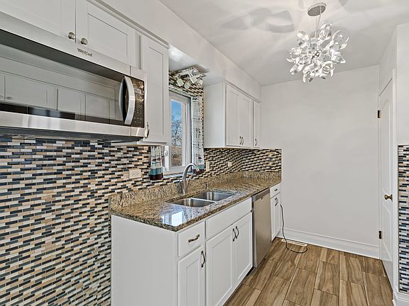 2nd image of 15342 Ingleside Ave
