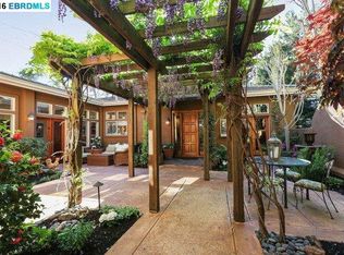 16024 Broadway Ter, Oakland, CA 94611