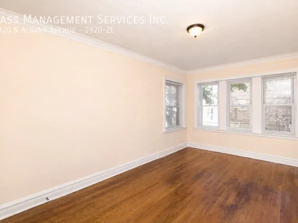 2920 N Albany Ave #2E, Chicago, IL 60618