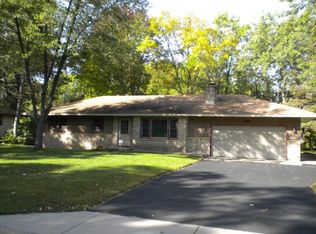 7830 Gloria Cir, Mounds View, MN 55112