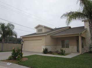 20 Olde Towne Ln, Rockport, TX 78382