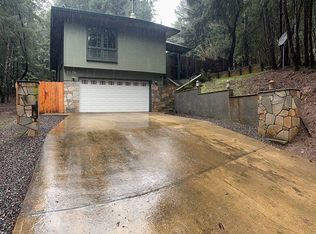 2430 Otter Ln, Willits, CA 95490