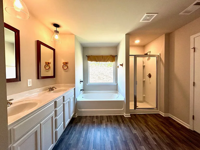 204 Aimes Dr — Photo 21