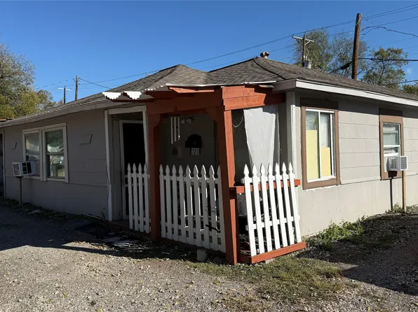 520 Graham Ave, Dallas, TX 75223
