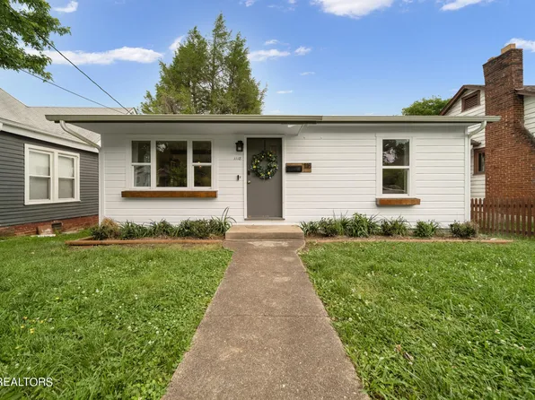 1118 Harvey St, Knoxville, TN 37917