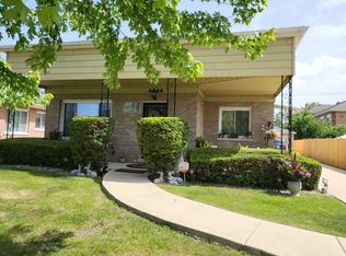 4444 Clayton Rd, Hillside, IL 60162