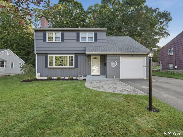 102 Clarendon Terrace, Newington, CT 06111