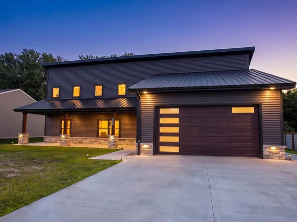 107 Whitetail Ln, Argos, IN 46501
