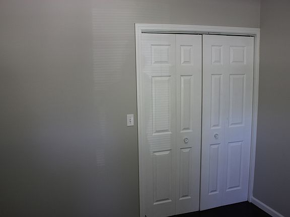 5th image of 4717 River Dr