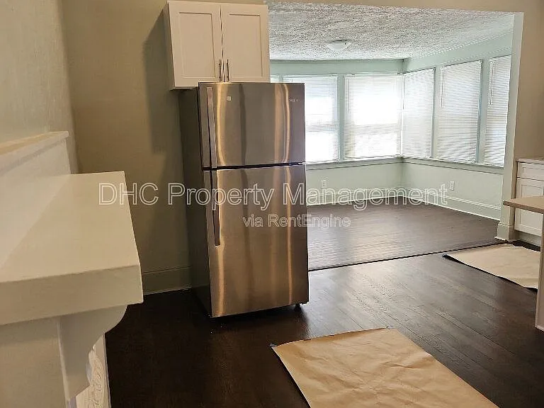 3556 E Main St #4 — Photo 3