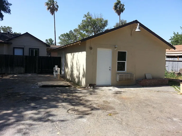 6916 Fleming Ave — Photo 16
