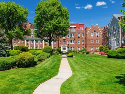 104 S Village Avenue #1G, Rockville Centre, NY, 11570