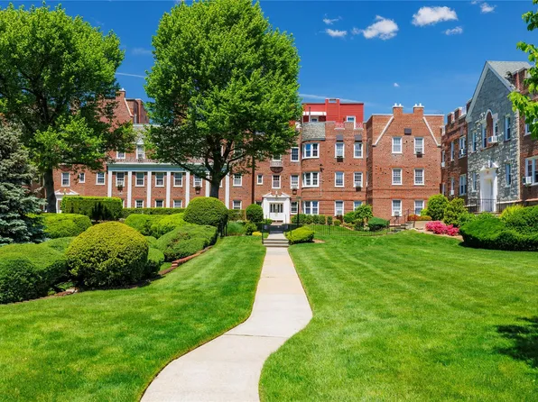 104 S Village Avenue #1G, Rockville Centre, NY 11570