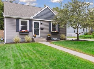 2745 Blackstone Ave, Minneapolis, MN 55416