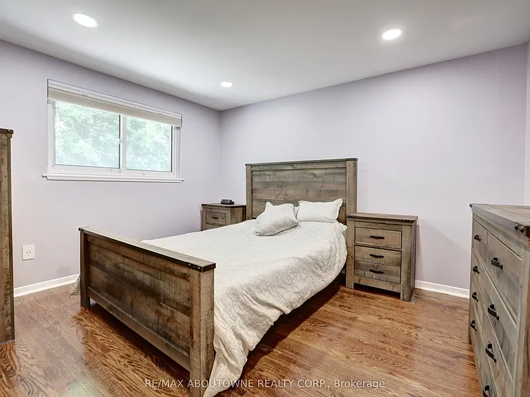 497 Anthony Dr — Photo 17