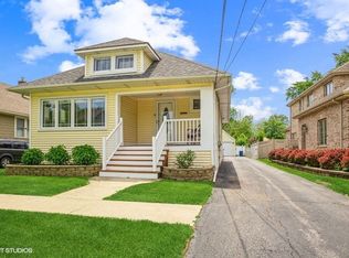 266 W Grantley Ave, Elmhurst, IL